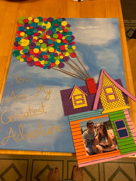 Arts And Crafts Anniversary Gift, Up Themed Anniversary Gift, Anaversery Painting Ideas, 1 Year Anniversary Canvas Ideas, 2 Year Anniversary Ideas Diy, Up Anniversary Ideas, Love Anniversary Ideas, Anniversary Drawings For Him, Anniversary Poster Ideas