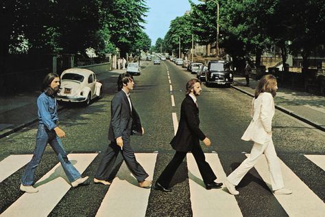 Beatles Love Songs, Beatles Painting, Sport Posters, Road Music, Beatles Poster, Beatles Albums, Zebra Crossing, Beatles Love, Beatles Abbey Road