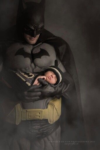 Batman Batman Baby Room, Batman Nursery, Baby Boy Batman, Batman Baby, Superhero Nursery, Batman Gifts, Baby Boy Newborn Pictures, Baby Batman, Batman Pictures