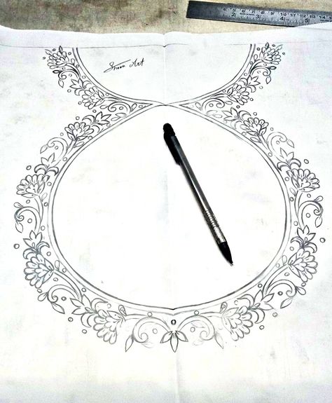 Arri Work Drawing, Aari Work Designs Sketch, Aari Tracing Pattern, Aari Work Drawing Designs, Aari Work Trace Paper Designs For Blouse, Aari Work Trace Paper Designs, Tracing Design, Machine Embroidery Designs Projects, Peacock Embroidery Designs