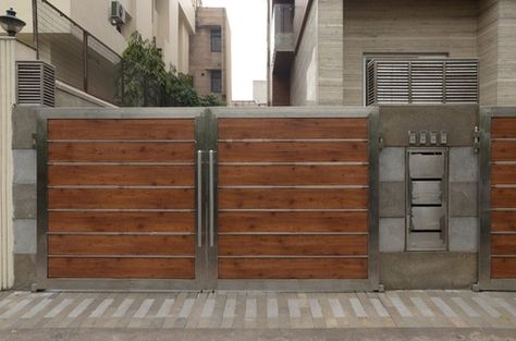 Gate And Fence Ideas, Ss Railing, Ss Gate, Latest Gate Design, Modern Steel Gate Design, Wooden Gate Designs, Staircase Balcony, Gate Design Modern, Porch Gate