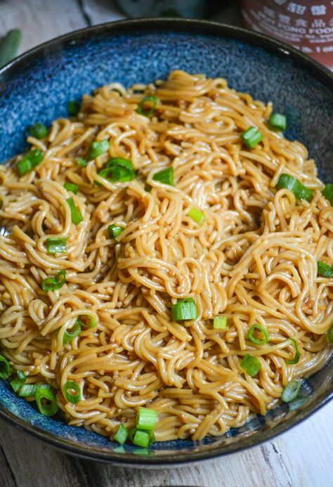 Sesame Garlic Ramen Noodles - The Quicker Kitchen Best Instant Ramen Recipes, Fried Ramen Noodles, Mr Noodle Recipes, Garlic Ramen, Garlic Butter Ramen, Home Made Ramen Noodles, Easy Saucy Ramen Noodles, Creamy Spicy Garlic Ramen Noodles, Healthy Ramen Noodle Stir Fry