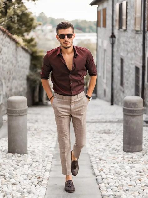 Maroon Shirt Outfit, Men Formal Outfit, Kemeja Lelaki, Formal Dresses For Men, Mens Business Casual Outfits, Shirt Outfit Men, Classy Outfits Men, Formal Men Outfit, Pants Outfit Men