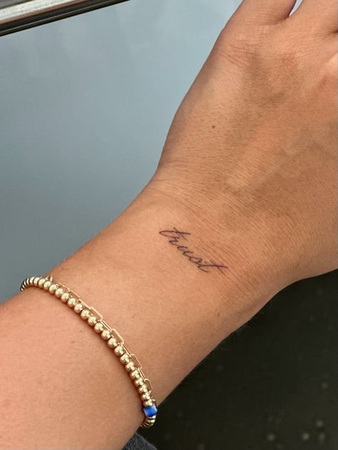 Interior Designer Tattoo Ideas, Wrist Tattoo Dainty, Tattoo Top Of Wrist, Cute Small Arm Tattoos, Front Wrist Tattoos For Women, Front Of Wrist Tattoo, Top Of Wrist Tattoos For Women, Timeline Tattoo Ideas, Tattoo Wrist For Women