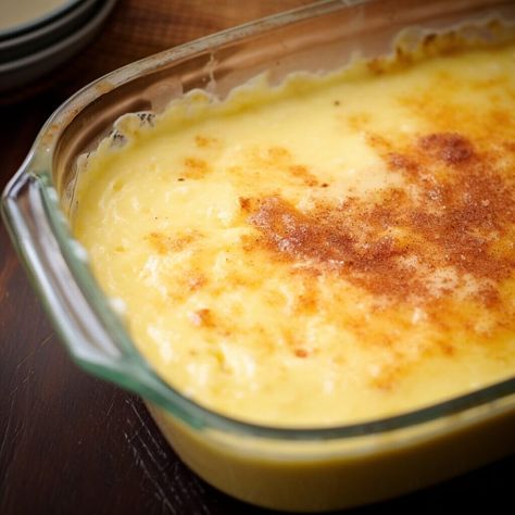 Amish Custard, Amish Baked Custard, Baked Custard Recipe, Baked Egg Custard, Egg Custard Recipes, Wendy's Chili, Bowl Of Chili, Custard Recipe, Baked Custard