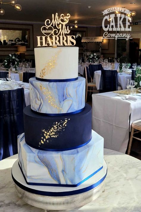 Blue Grey Wedding Cake, Blue White And Gold Wedding Cake, Dark Blue And Gold Wedding Cake, Wedding Ideas Navy Blue And Gold, Navy Blue Gold Wedding Cake, Wedding Cake Designs Blue And White, Navy And Pastel Wedding, Navy Blue White And Gold Wedding Cake, Navy Blue And Gold Cake Birthday