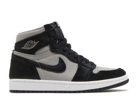 Wmns Air Jordan 1 Retro High OG 'Twist 2.0' - Air Jordan - DZ2523 001 - medium grey/black/white | Flight Club Campus Adidas, Wmns Air Jordan 1, Jordan Retro 1, Sneakers Vans, Womens Air Jordans, Jordan 1 High Og, Old Shoes, Air Jordan 1 Retro High Og, Air Jordan Retro