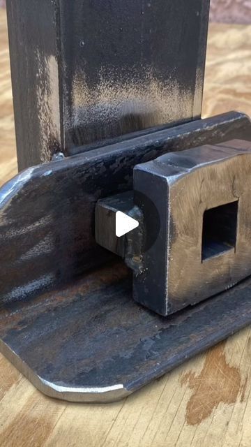 Manufacturing Ideas, Homemade Tools Metals, Diy Tools Homemade, Machining Metal Projects, Metal Shaping, Wooden Man, Cool Gadgets For Men, Popular Diy, Manufacturing Factory