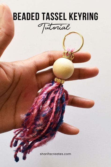 Tassels Diy Tutorials, Tassel Keychain Diy, Bible Numbers, Diy Bag Charm, Diy Crafts Keychain, Make A Tassel, Purse Charms Diy, Tassels Tutorials, Tassel Keyring