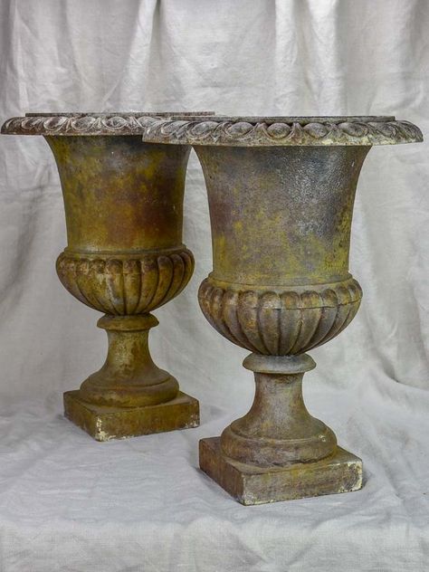 Antique Planter, Antique Urn, Wrought Iron Furniture, Iron Planters, Victorian Style Homes, Antique Garden, Garden Vases, Victorian Garden, Garden Urns