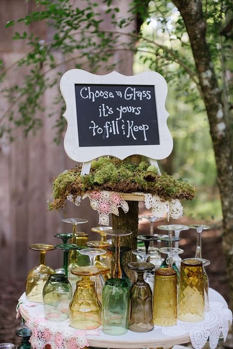 Hiasan Perkahwinan, Themed Wedding Decorations, Majlis Perkahwinan, Rustic Wedding Decorations, Enchanted Forest Wedding, Hippie Wedding, Vermont Wedding, Sustainable Wedding, Fairy Wedding