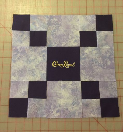 crown royal quilt – Always Quilts Crown Royal Diy, Crown Royal Crafts, Crown Royal Quilt, Crown Royal Bags, Make A Crown, Another Monday, Royal Pattern, Crown Ideas, Fat Quarter Quilt