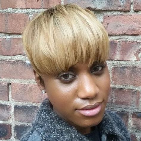 African American Bowl Cut Bowl Haircut Women, Pixie Hairstyles For Black Women, Heavy Bangs, Bowl Haircuts, Pixie Styles, Cool Braids, Long Bangs, Edgy Hair, Side Bangs