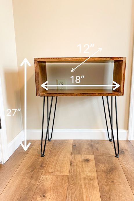 Diy Wood End Tables Night Stands, Modern Farmhouse Nightstand Diy, Bedroom With Non Matching Nightstands, Easy Night Stand Diy, Diy Easy Nightstand, Dyi Nightstands, Simple Nightstand Diy, Night Table Diy, Wood Nightstand Diy