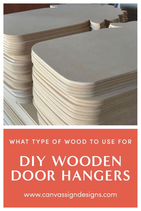 Diy Wooden Door, Diy Door Decor, Type Of Wood, Door Hangers Diy, Wooden Door Signs, Art And Craft Materials, Friend Crafts, Wood Door Hangers, Wooden Door Hangers