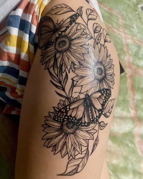 Sun Flower And Butterfly Tattoos, Daisy Leg Tattoos For Women, Sunflower Tattoo On Thigh, Sunflower Tattoo Thigh Hip, Sunflower Hip Tattoos Women, Sunflower Thigh Tattoos Women, Sunflower Tattoo Leg, Sunflower Leg Tattoo, Sunflower With Butterfly Tattoo