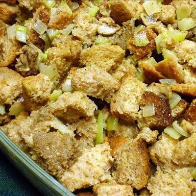 Betty+Crocker's+Classic+Bread+Turkey+Stuffing+@keyingredient+#crockpot+#chicken+#bread Dressing For Turkey, Sausage Dressing, Ready Recipes, Old Fashioned Cornbread, Best Stuffing Recipe, Turkey Stuffing Recipes, Sausage Stuffing Recipe, Turkey Dressing, Homemade Stuffing