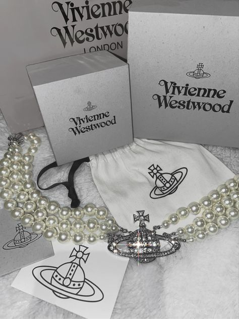 My Vivienne hehe White Shoes, Vivienne Westwood, Persona, Necklaces, Makeup, White, Quick Saves, Make Up