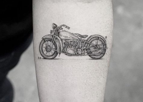 Tattoo Bike, Motorcycle Tattoo, Inner Forearm Tattoo, Key Tattoos, Motorcycle Tattoos, Bike Tattoos, Biker Tattoos, Tattoo Trend, Dad Tattoos