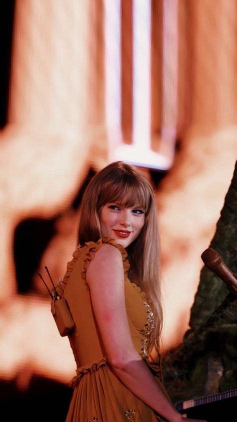 Taylor Swift 壁紙, Taylor Swift Cute, Estilo Taylor Swift, Taylor Swift Posters, Swift Photo, Taylor Swift Funny, Taylor Swift Videos, Taylor Swift Concert, Taylor Swift Album