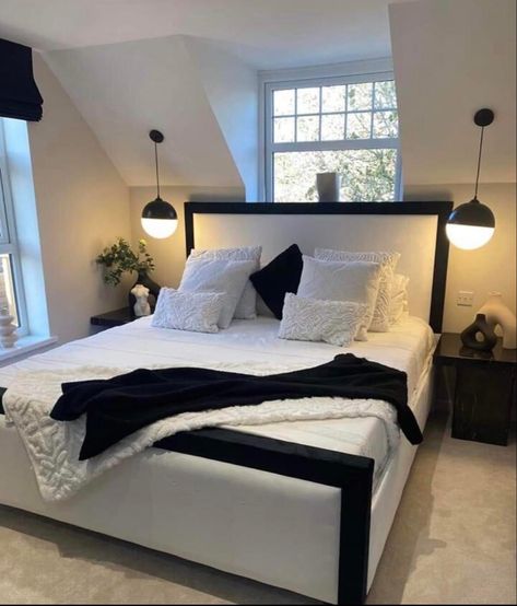 Black And White Bed Frame, Black White Cream Bedroom, Black White And Beige Bedroom, Cream And Black Bedroom, Black And White Modern Bedroom, Black And Neutral Bedroom, Beige And Black Bedroom, Black And Cream Bedroom, Black And White Bed