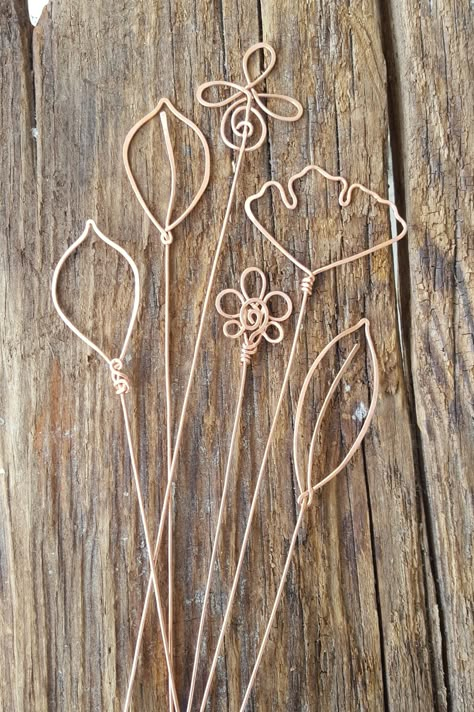 Copper Wire Plant Stakes, Shaped Bookmarks, Fern Watercolor, Copper Wire Crafts, Wire Jig, Copper Wire Art, Botanical Theme, Wire Art Sculpture, Copper Leaf