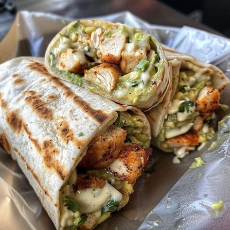 Food Aesthetic 😋🥗🍱 | Chicken Avocado Ranch Burritos | Facebook Burrito Aesthetic, Chicken Avacado, Aesthetic Chicken, Ranch Wraps, Burrito Wrap, Avocado Ranch, Soul Food Dinner, Food Babe, Healthy Food Dishes