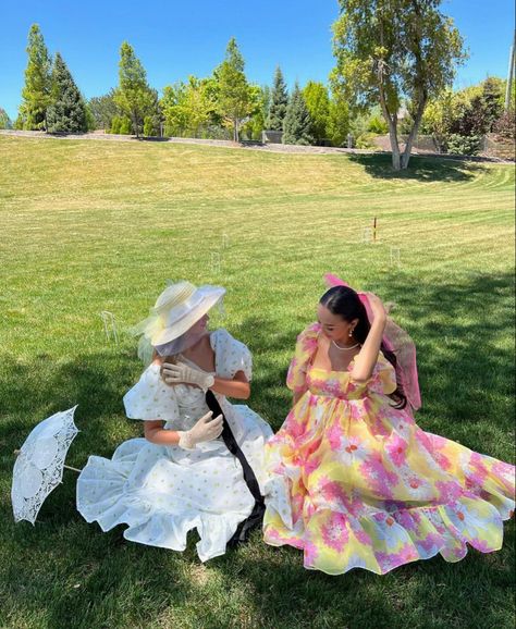 Spring Aesthetic Outfit 2024, English Garden Party Outfit, Fairy Tea Party Aesthetic, Yea Party Outfit, Tea Party Aesthetic Outfit, Garden Tea Party Outfit, Modern Tea Party Outfit, Tea Party Outfit Ideas, Garden Party Outfit Dresses