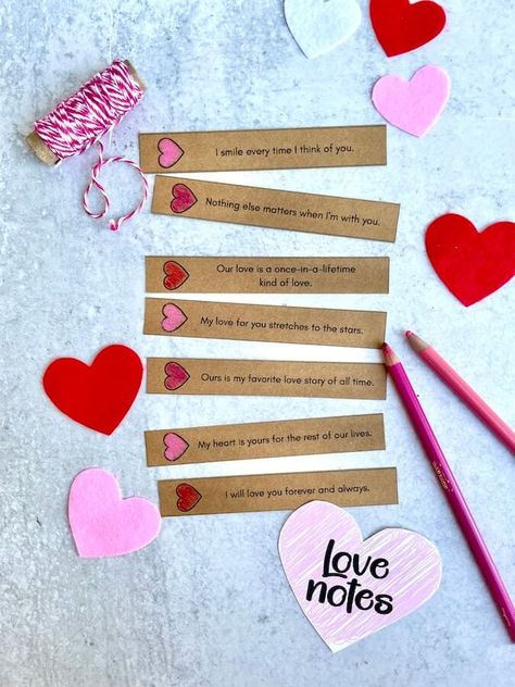 Mason Jar Love Notes Ideas, Quote Jar For Boyfriend, Love Jars For Boyfriend, Cute Gift Ideas For Husband, Valentines Jars Ideas Notes, Diy Jar Crafts For Boyfriend, Easy Bday Gifts For Boyfriend, Dairy Notes For Boyfriend, Romantic Note Ideas