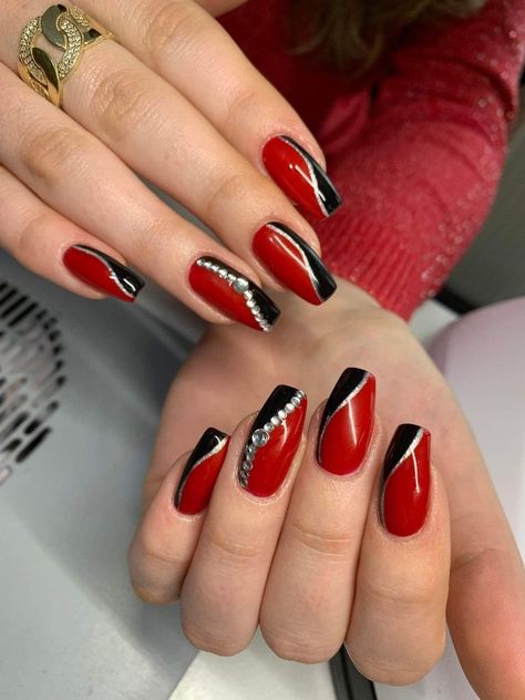 How to Care for Your Negative Space Nail Art to Ensure Longevity Red Black Silver Nails, Red Nails With Black Design, Red Black Nails Designs, Red Black And Silver Nails, Red Black White Nails, Black Nails 2023, Red And Black Nails Design, Black And Red Nail Designs, Red And Black Nail Designs