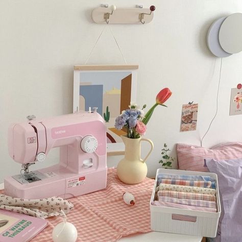 Sewing Aesthetic, Sewing Room Inspiration, Sewing Room Design, Desk Inspiration, Pastel Room, Danish Pastel, Hobby Room, Aesthetic Pastel, Sewing Studio