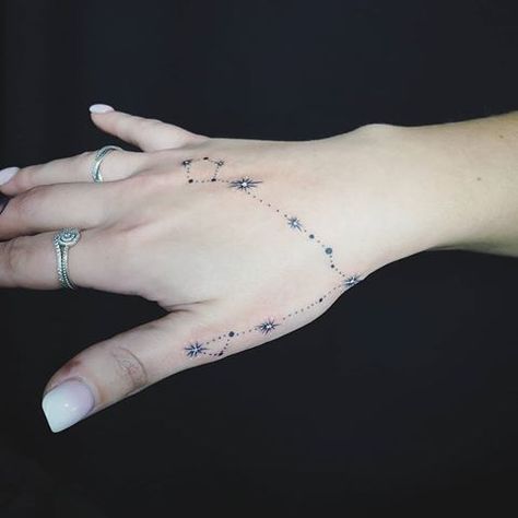 Pieces Constellation Tattoo Pisces, Pisces Constellation Tattoo Hand, Pieces Zodiac Tattoo Constellation, Pisces Hand Tattoo, Pieces Constellation Tattoo, Pices Tattoo Pisces Zodiac, Pices Constellation Tattoo, Celestial Hand Tattoo, Pisces Finger Tattoo