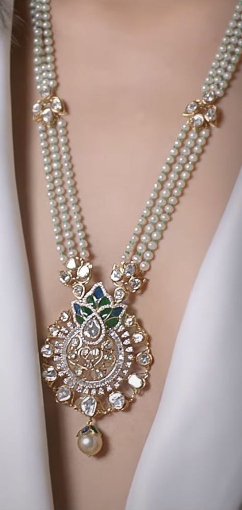 Parl Jewellery Set, Parl Jewellery In Gold, Moti Diamond Necklace, Necklace For Gown Indian, Moti Sets Necklaces, Pearl Polki Necklace, Victorian Design Jewellery, Pearl Jewellery Indian, Pendent Set Gold Design