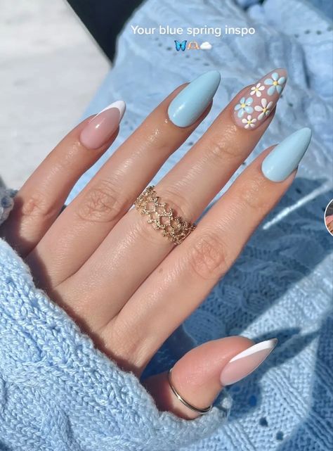 Vacation Nails Beach Mexico Almond, Cute Vacation Nails The Beach, Blue Almond Nails, Tip Nail Ideas, Vacation Nails Beach, Blue And White Nails, May Nails, Cute Simple Nails, Summery Nails