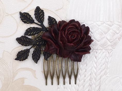 Black Bridal Hair Accessories, Dark Hair Accessories, Red And Black Wedding Theme, Victorian Gothic Wedding, Black Hair Comb, Red Hair Accessories, Dark Victorian, Rose Accessories, Sunflower Hair