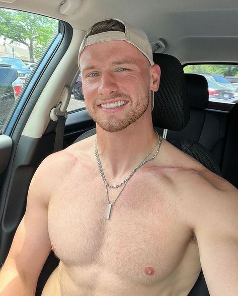 Lachlan McLean (@lachy_mclean) • Instagram photos and videos Last Week Of Summer, Hot Army Men, Cute Guy Pics, Scruffy Men, Blonde Boys, Blonde Guys, Boy Pictures, September 10, Most Handsome Men