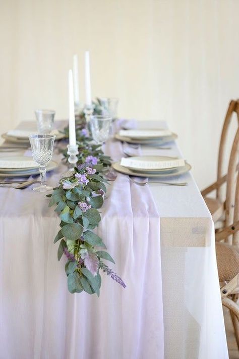 Lilac Wedding Themes, Lilac Decor, Lavender Wedding Theme, Lavender Eucalyptus, Handmade Bouquets, Sage Wedding, Willow Leaf, Lilac Wedding, Greenery Garland