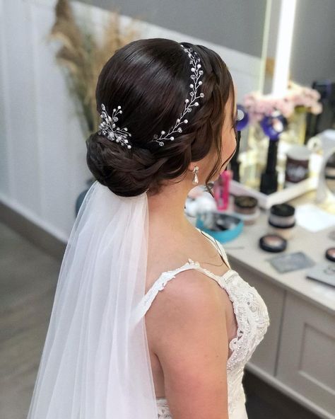 Wedding Updos Ultimate Guide And#8211; Most Trendy Ideas For 2022 ★ wedding updos braided elegant with veil natalymirandahair Detailed Hairstyles, Wedding Hair Updo With Veil, Enchanting Hairstyles, Bride Hairstyles With Veil, Bride Hairstyles Updo, Sanggul Modern, Intricate Braids, Bride Updo, Bridal Hairdo