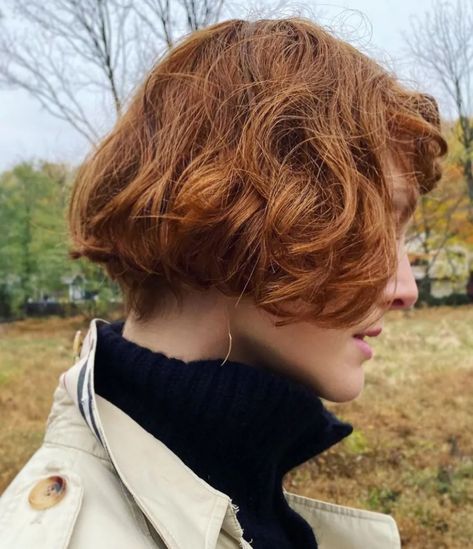 Red Bob Hair, Long Layers With Bangs, Haircuts To Try, Growing Out Hair, French Bob, Red Curly Hair, Thick Wavy Hair, Thick Curly Hair, Bob Haircut With Bangs