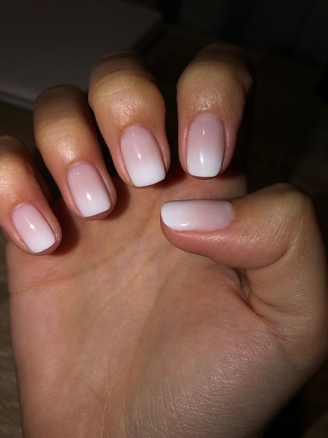 Cnd Dipping Powder Nails, Pink And White Dipped Nails, Pink And White Dip Powder Nails, Solar Pink And White Nails, Pink And White Ombre Nails, Ombre Chrome, Ambre Nails, Ombre Chrome Nails, Nails Pictures