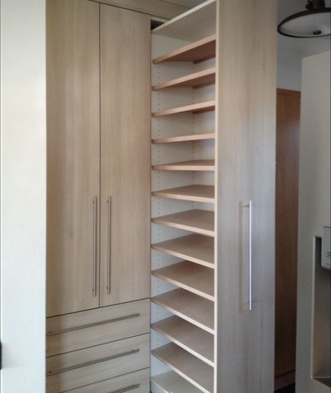 Closet Shoe Shelves, Closet Behind Bed Small Spaces, Closet Shoe Storage Ideas, Shoe Storage Ideas Closet, Shoe Organizer Closet, Shoe Organizer Ideas, Shoe Storage Closet, Storage Ideas Closet, Closet Shoe Organizer