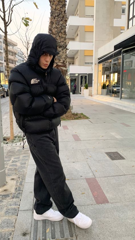 swagoutfitzzzz North Face Men Outfit, North Face 1996 Nuptse Outfit, Zara Mens Fashion, Outfit Hombre Aesthetic, The North Face Jackets Outfits, Uk Outfits, Tnf Jacket, Men Street Wear, Winter Drip