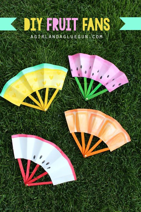 This posted over at the Idea room a few weeks ago!  I’ve whipped together a super fun fan to keep you cool during the hot summer months AND it’s a great kids craft that they will have a blast with! I found these Popsicle sticks at the dollar store…already colored in. But you could totally … Kerajinan Diy, Diy Girlande, Diy Summer Crafts, Summer Crafts For Kids, Diy Bricolage, Paper Fans, Crafts For Girls, Fun Crafts For Kids, Summer Diy