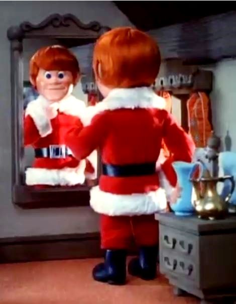 Classic Christmas Movies, Kris Kringle, Santa Claus Is Coming To Town, Christmas Shows, Animated Christmas, Christmas Cartoons, Christmas Memory, Christmas Crafts Diy, Christmas Special