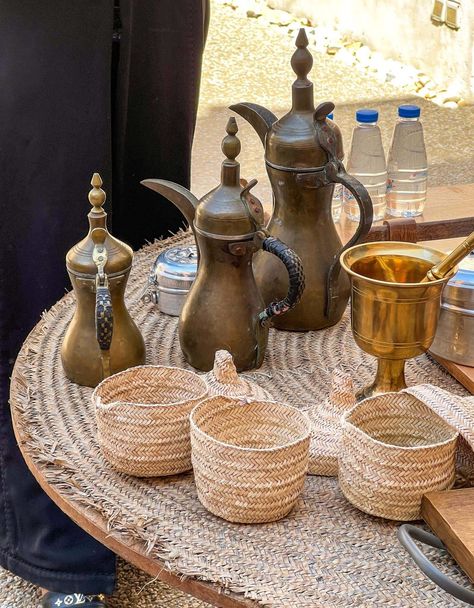 Traditional Emirati Food: 12 Authentic Foods to Try in the UAE - Jess Eats The World Uae Traditional, Emirati Food, Uae Food, Dp Ideas, Block Layout, Foods To Try, Popular Dishes, Arabic Coffee, Senior Project