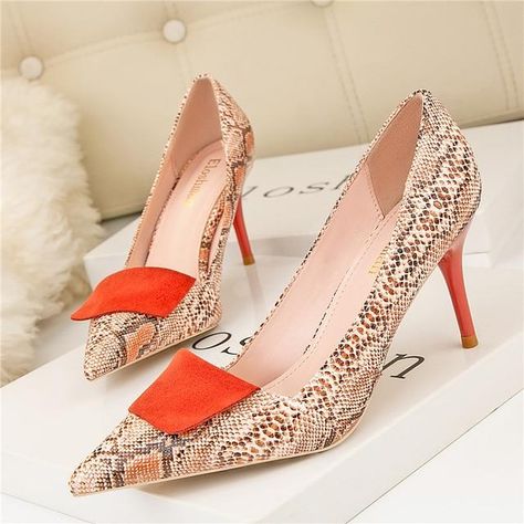 Work Pumps, Chic Chic, Snake Pattern, Pumps Heels Stilettos, Snake Patterns, Point Shoes, Pu Heels, Mary Jane Heels, Fashion High Heels