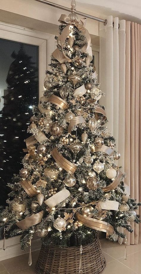 The Most Gorgeous Christmas Tree Ideas From Top Bloggers | Christmas Tree Inspo, Silver Christmas Decorations, Christmas Tree Decorating Themes, Elegant Christmas Trees, Gold Christmas Decorations, White Christmas Trees, Christmas Tree Inspiration, Ribbon On Christmas Tree, Cool Christmas Trees