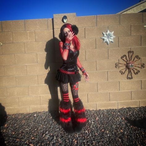 Mosh Pit Outfit Ideas, Mall Goth Inspo Outfits, Early 2000s Rave Fashion, Red And Black Scene Outfit, Mall Goth Fits, Mall Goth Outfit Ideas, Red Scene Outfits, Red And Black Goth Outfits, Scene Rave Outfits