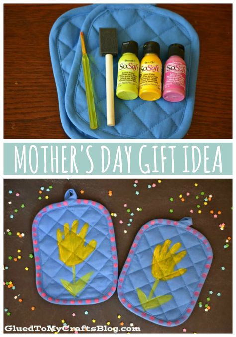 Mother’s Day Projects Toddler, Pot Holder Hand Print Craft, Mother’s Day Crafts Pot Holders, Mother’s Day Gift Ideas Preschool, Grammy Mothers Day Crafts, Pot Holder Mothers Day Gift, Mother’s Day Crafts For A One Year Old, Mother’s Day Projects From Kids, Handprint Pot Holders