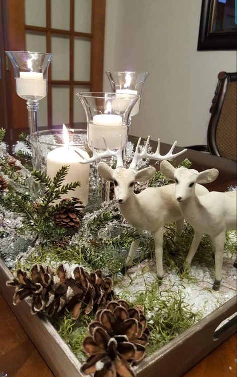 Christmas Deer Decorations, Garland Bedroom, Candle Decorations, Christmas Decorations Centerpiece, Pretty Christmas Decorations, Christmas Candle Decorations, Christmas Table Centerpieces, Christmas Centerpieces Diy, Christmas Mantel Decorations